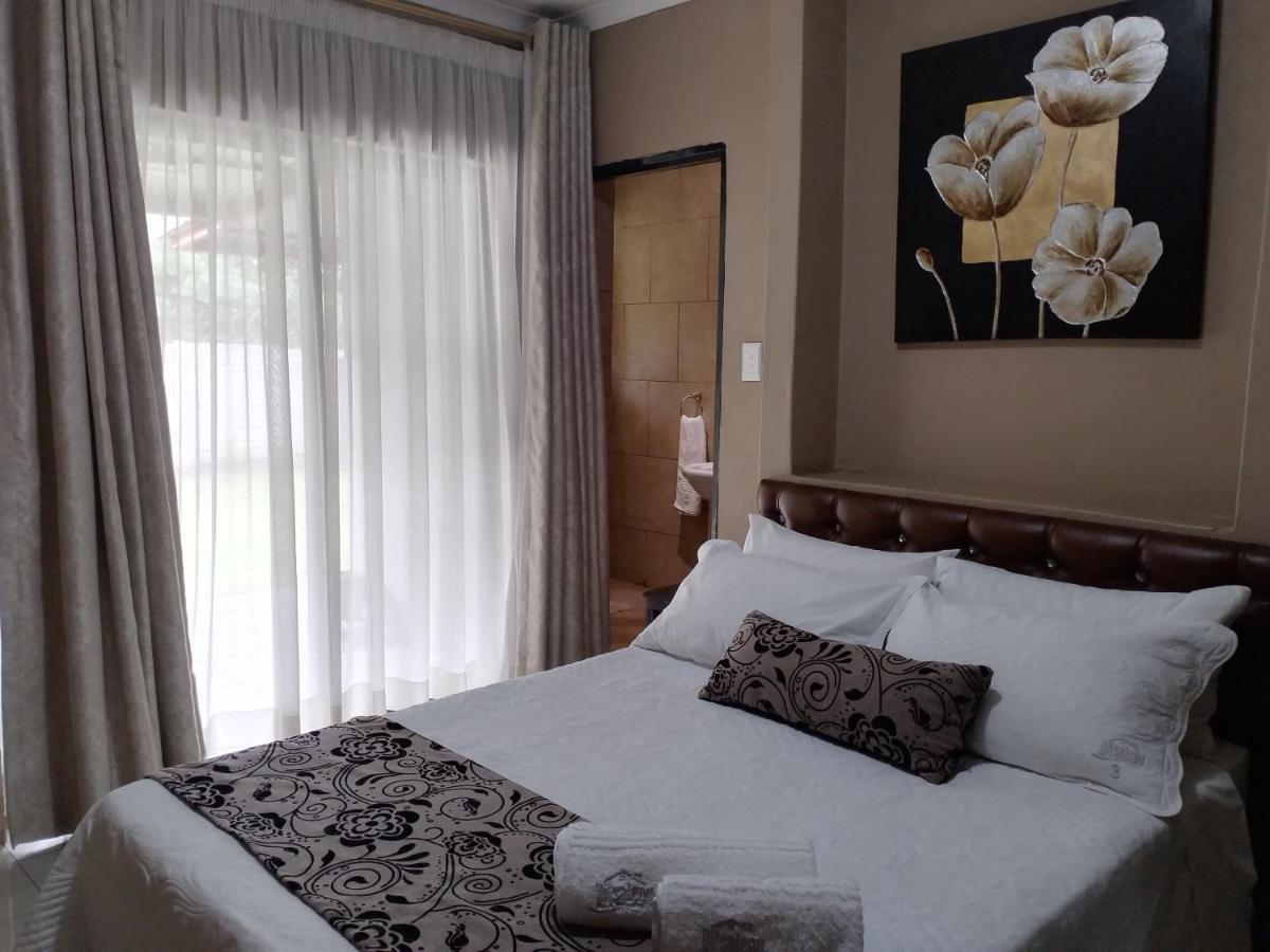 Ditsaleng Bed And Breakfast Vanderbijlpark Ngoại thất bức ảnh